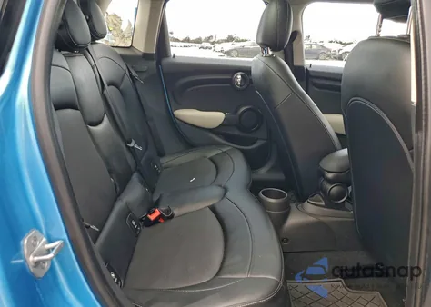 2018 Mini Cooper z USA, uszkodzony, nr VIN WMWXU1C52J2F79546